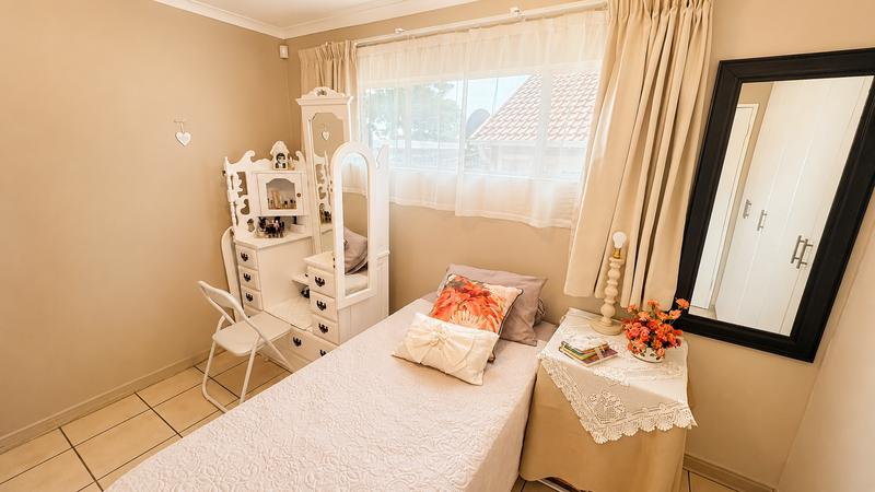2 Bedroom Property for Sale in Navalsig Free State
